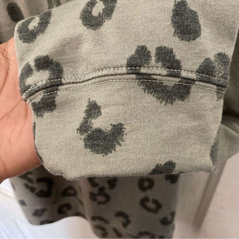 Feeling Festive size XL ‘happy go lucky’ leopard print hoodie jogger outfit set - Picture 8 of 16